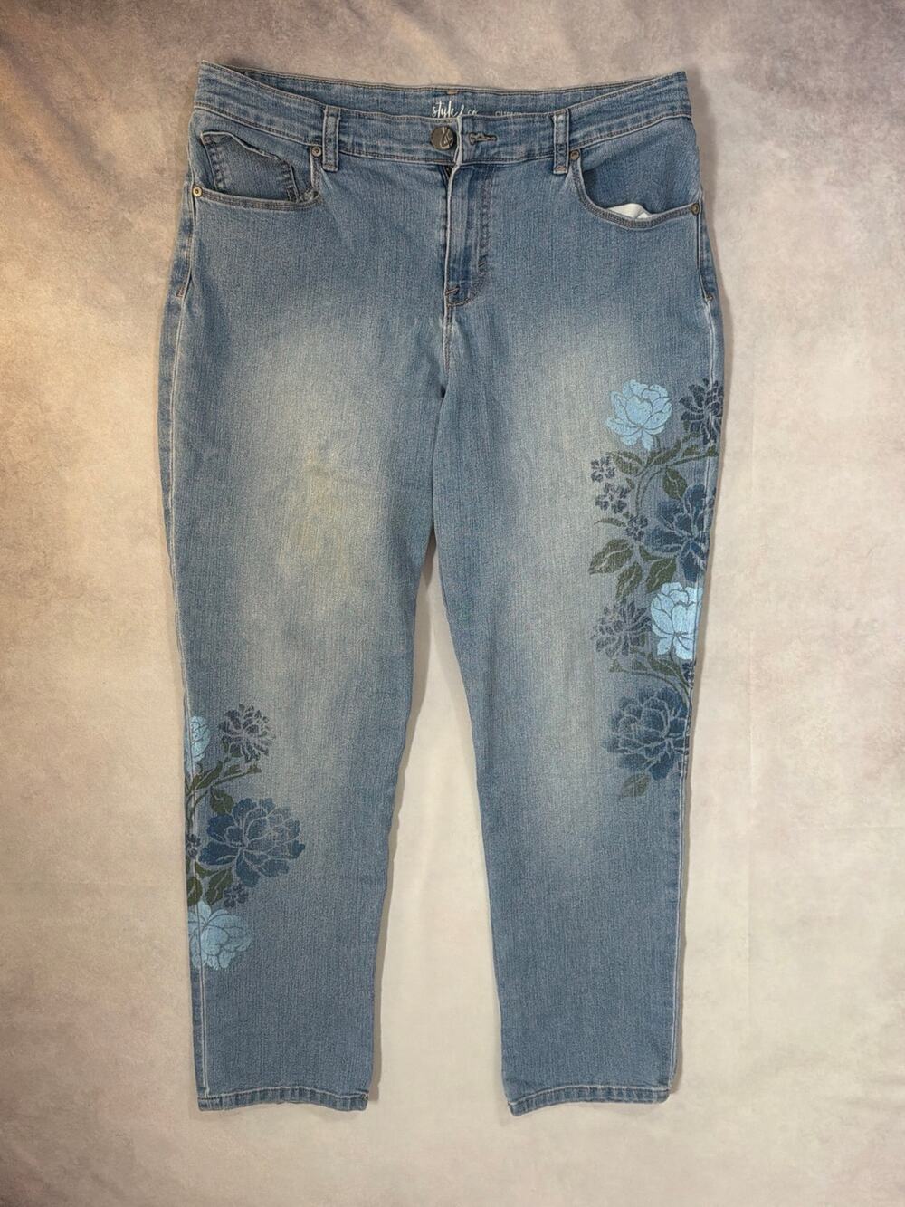 Style & Co Curvy Boyfriend Jeans Womens 10 Floral Embroidered Light Wash Crop 10